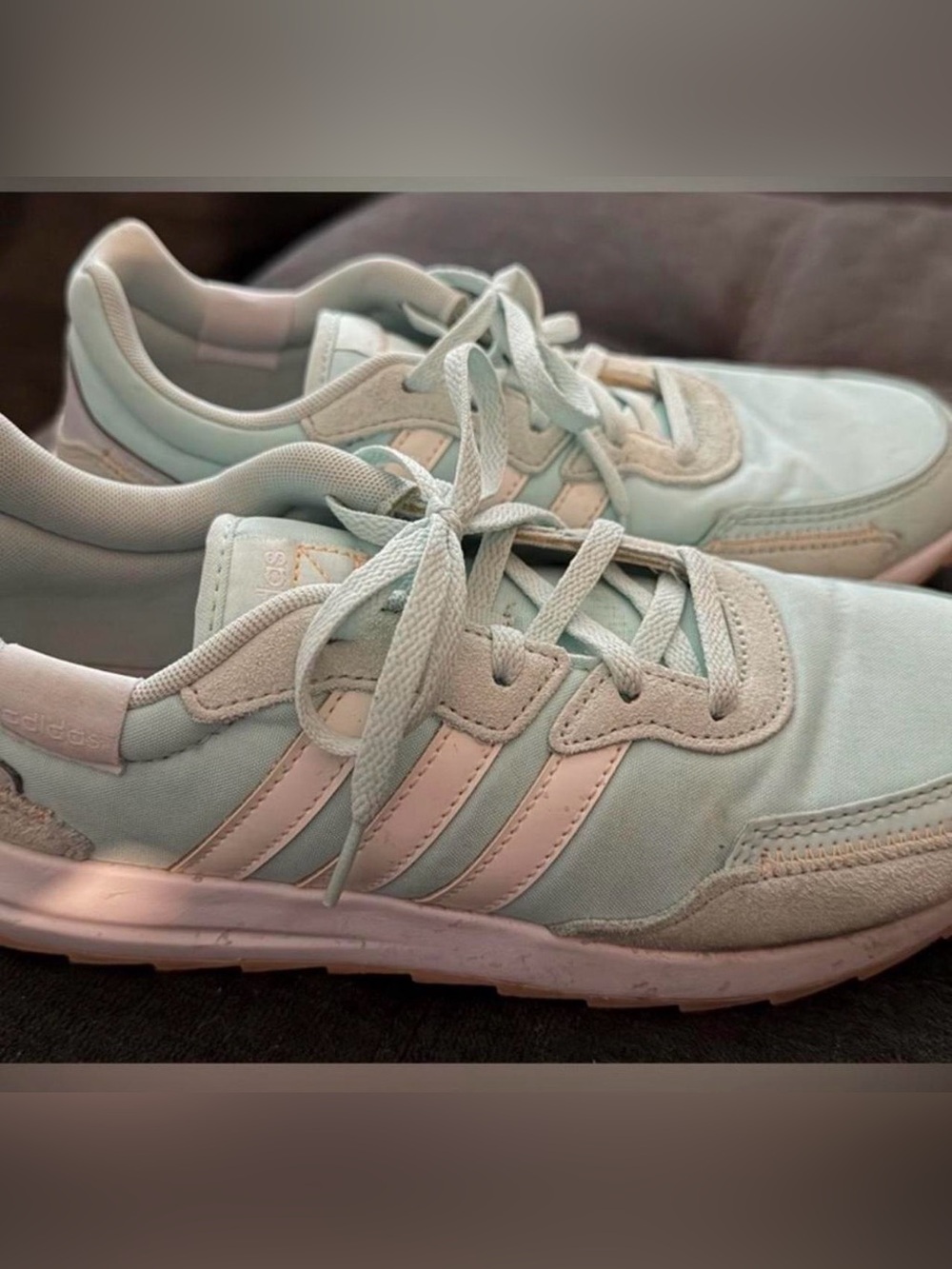 Adidas Women’s Retro Run Sneakers Size 8 Halo Blue/Halo Mint GZ5350